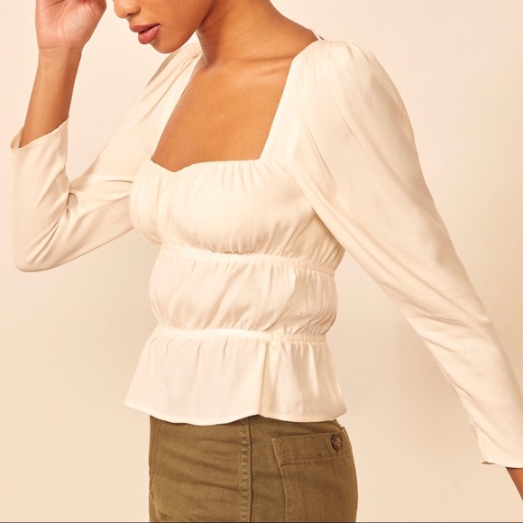 ✨ NWOT ✨ Reformation Plath top in Ivory - Picture 3 of 9